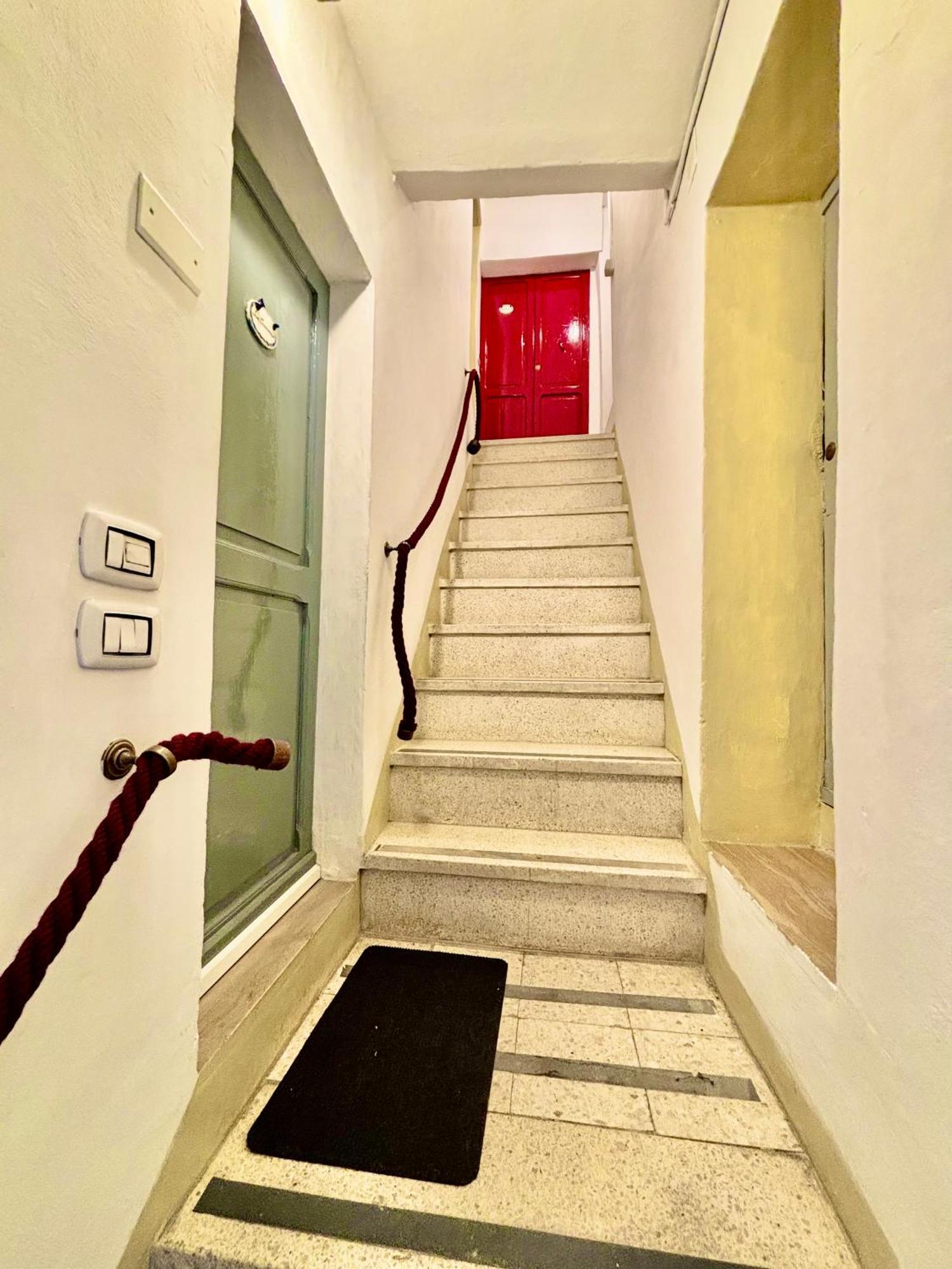 דירות גוביו Red House מראה חיצוני תמונה